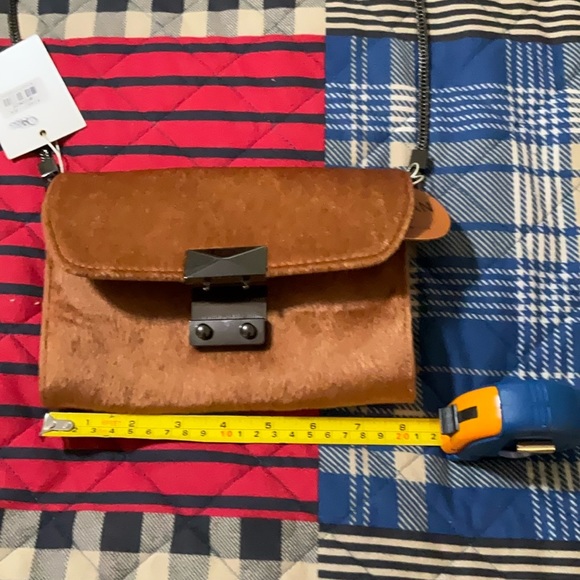 Isabelle handbag vegan faux fur - Picture 8 of 16